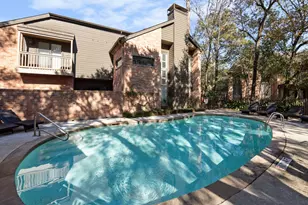 252 Sugar Berry Cir, Houston, TX 77024 - Photo 43