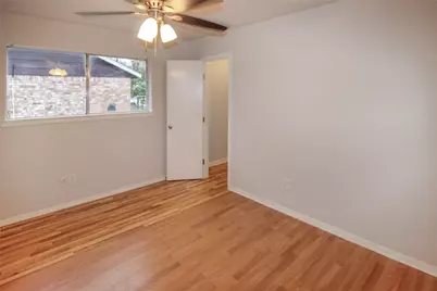 10534 Huntington Wood Drive, Houston, TX 77099 - Photo 19