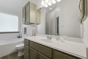 3907 Bridgeberry Ct, College Station, TX 77845 - Photo 11