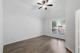3907 Bridgeberry Ct, College Station, TX 77845 - Photo 9