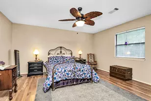 7715 Shadow Ln, Conroe, TX 77304 - Photo 37