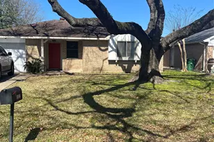 10822 Langdon Ln, Houston, TX 77072 - Photo 1