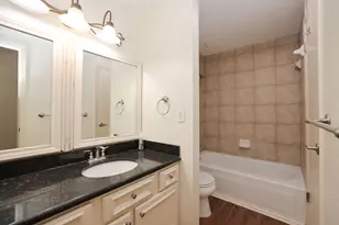 2001 Bering Dr, Houston, TX 77057 - Photo 17