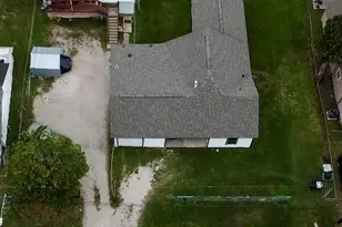 6929 San Angelo St, Houston, TX 77020 - Photo 3