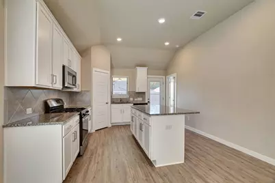 6419 Purple Wreath Way, Katy, TX 77449 - Photo 15