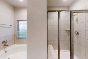 2502 Shallow Lake Dr, Iowa Colony, TX 77583 - Photo 25