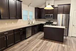 5186 Dry Hollow Dr, Alvin, TX 77511 - Photo 5