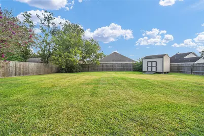 1101 Isabella Boulevard, Angleton, TX 77515 - Photo 17
