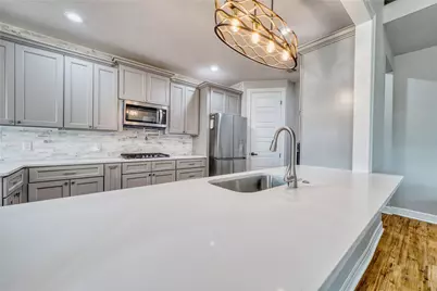 13510 Fallbrook Circle, Mont Belvieu, TX 77535 - Photo 15