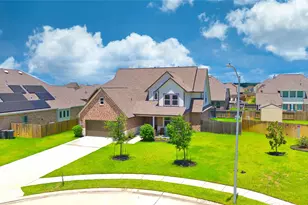 13510 Fallbrook Cir, Mont Belvieu, TX 77535 - Photo 39