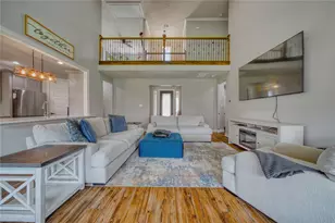 13510 Fallbrook Cir, Mont Belvieu, TX 77535 - Photo 11