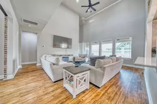 13510 Fallbrook Cir, Mont Belvieu, TX 77535 - Photo 15