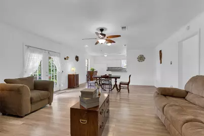 208 Gerald Street, Willis, TX 77378 - Photo 15