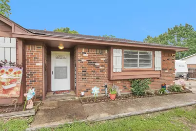208 Gerald Street, Willis, TX 77378 - Photo 5