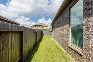 4423 Hidden Oaks Wy, Houston, TX 77084 - Photo 29