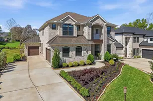 310 Edgewood Dr, Montgomery, TX 77356 - Photo 1