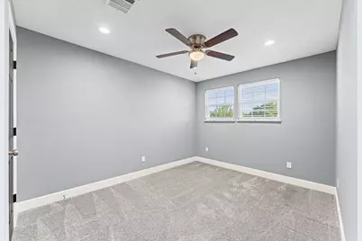 7318 Avenue J, Houston, TX 77011 - Photo 17