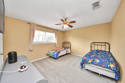 10602 Sagebriar Drive, Houston, TX 77089 - Photo 19