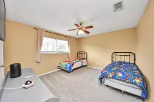 10602 Sagebriar Dr, Houston, TX 77089 - Photo 19