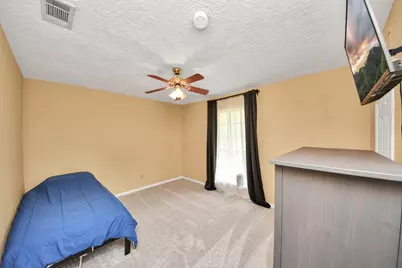 10602 Sagebriar Drive, Houston, TX 77089 - Photo 21