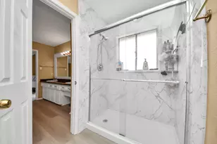 10602 Sagebriar Dr, Houston, TX 77089 - Photo 29