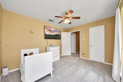 10602 Sagebriar Drive, Houston, TX 77089 - Photo 25