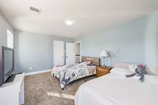 7015 Falling Cherry Pl, Houston, TX 77049 - Photo 33