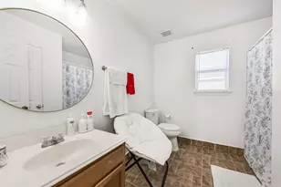 7015 Falling Cherry Pl, Houston, TX 77049 - Photo 33