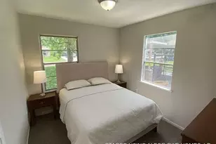 5414 Northridge Dr, Houston, TX 77033 - Photo 11