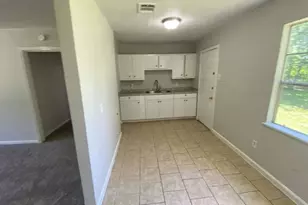 5414 Northridge Dr, Houston, TX 77033 - Photo 5