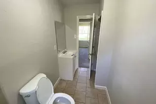 5414 Northridge Dr, Houston, TX 77033 - Photo 13