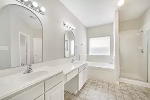 2705 Haleys Comet Ct, Deer Park, TX 77536 - Photo 25