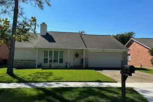 3114 Sleepy Hollow Dr, Sugar Land, TX 77479 - Photo 1