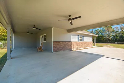 816 Martin Luther King Road, Ames, TX 77575 - Photo 5