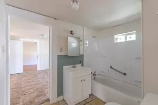 816 Martin Luther King Rd, Ames, TX 77575 - Photo 37