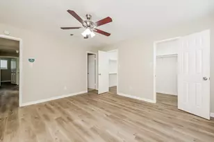 4911 Larksong Ln, Spring, TX 77388 - Photo 9