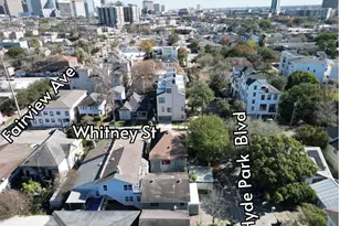 2416 Whitney St, Houston, TX 77006 - Photo 3