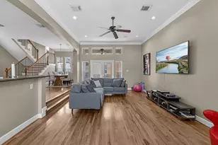 5717 Petty St, Houston, TX 77007 - Photo 25