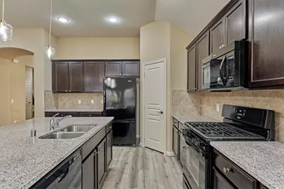 24523 Raven Cliff Falls Drive, Tomball, TX 77375 - Photo 17