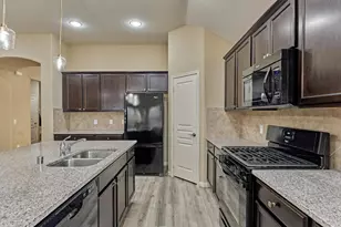 24523 Raven Cliff Falls Dr, Tomball, TX 77375 - Photo 17