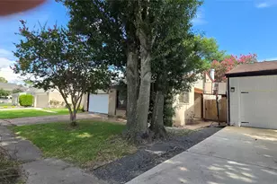 6311 Dawnridge Dr, Houston, TX 77035 - Photo 27