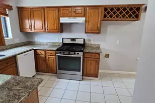 6311 Dawnridge Dr, Houston, TX 77035 - Photo 11