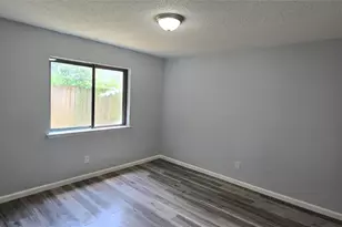 6311 Dawnridge Dr, Houston, TX 77035 - Photo 21