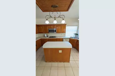 4510 Chestnut Meadow Drive, Sugar Land, TX 77479 - Photo 5