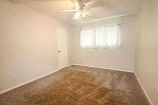 7318 Towerview Ln, Houston, TX 77489 - Photo 11