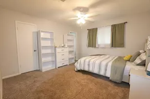 7318 Towerview Ln, Houston, TX 77489 - Photo 13