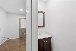 3105 Price St, Nederland, TX 77627 - Photo 33