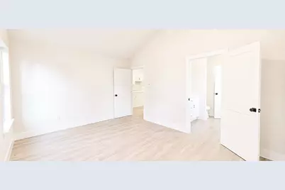 142B College Street, Fresno, TX 77545 - Photo 11