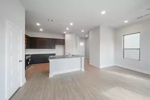 13405 Sun Cay Dr, Houston, TX 77047 - Photo 5