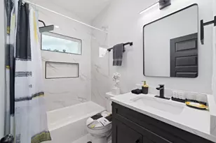 1615 Dolly Wright St, Houston, TX 77088 - Photo 5